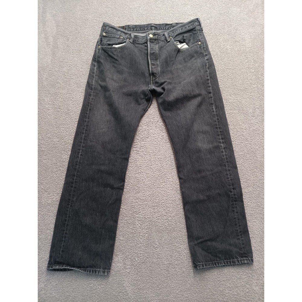 Levi's 501 Original Fit Men's W38 L30 Black Denim Jeans Button Fly Straight Leg